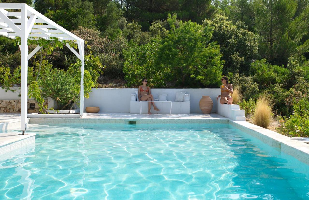 Anemolia Villas With Private Pools Near The Most Beautiful Beaches Of Alonissos Isomata Bagian luar foto